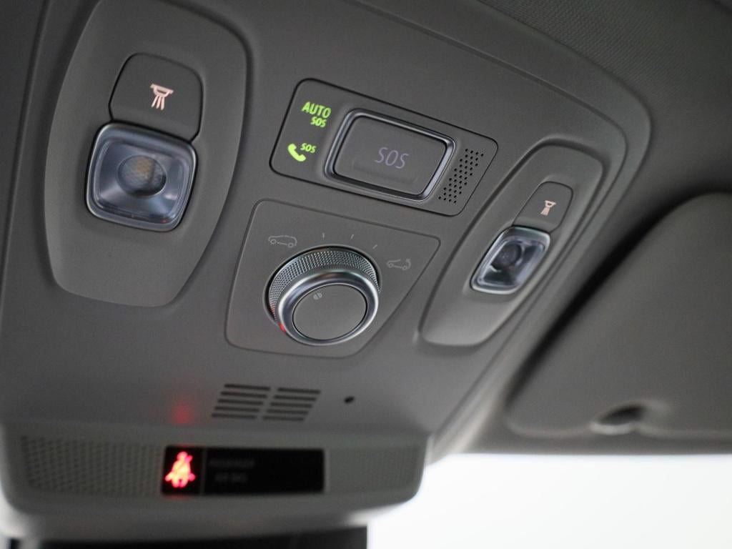 Renault Megane E-tech estate 1.6 plug-in hybrid 160 business edition one | 