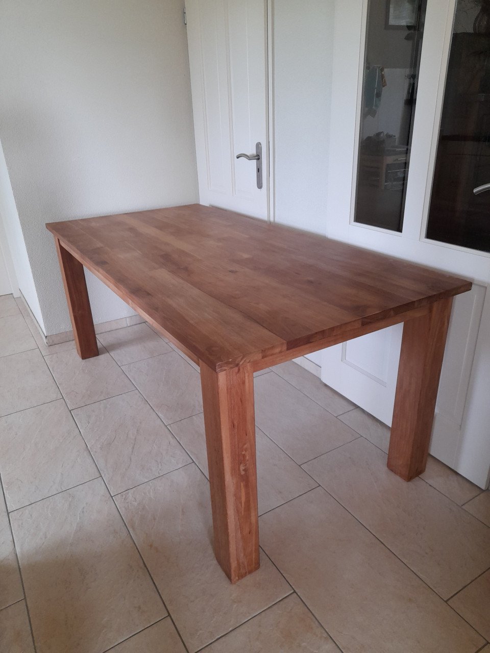 Prachtige massief houten Tafel 90 x 190 x 77,5H  (in goede staat )