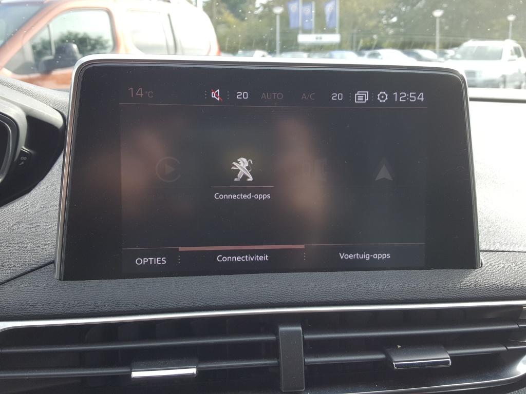 Peugeot 3008 1.2 puretech 130pk s&s gt-line trekhaak afneembaar | apple car