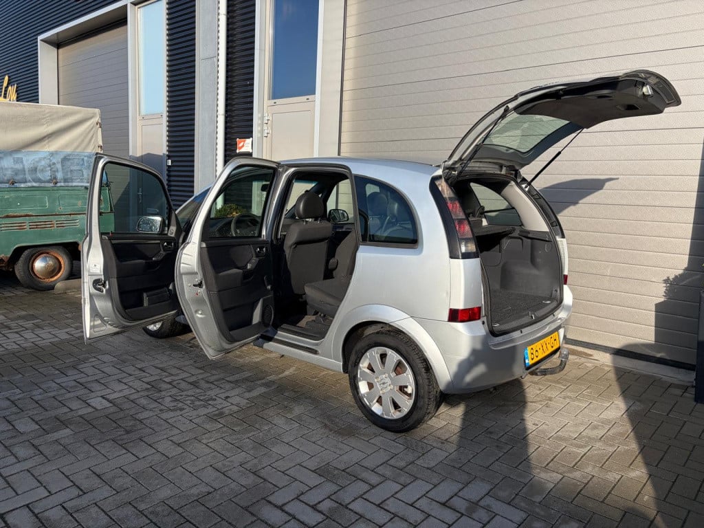 Opel Meriva 1.6-16v temptation/179.000 nap/rijklaar/trekhaak/airco/