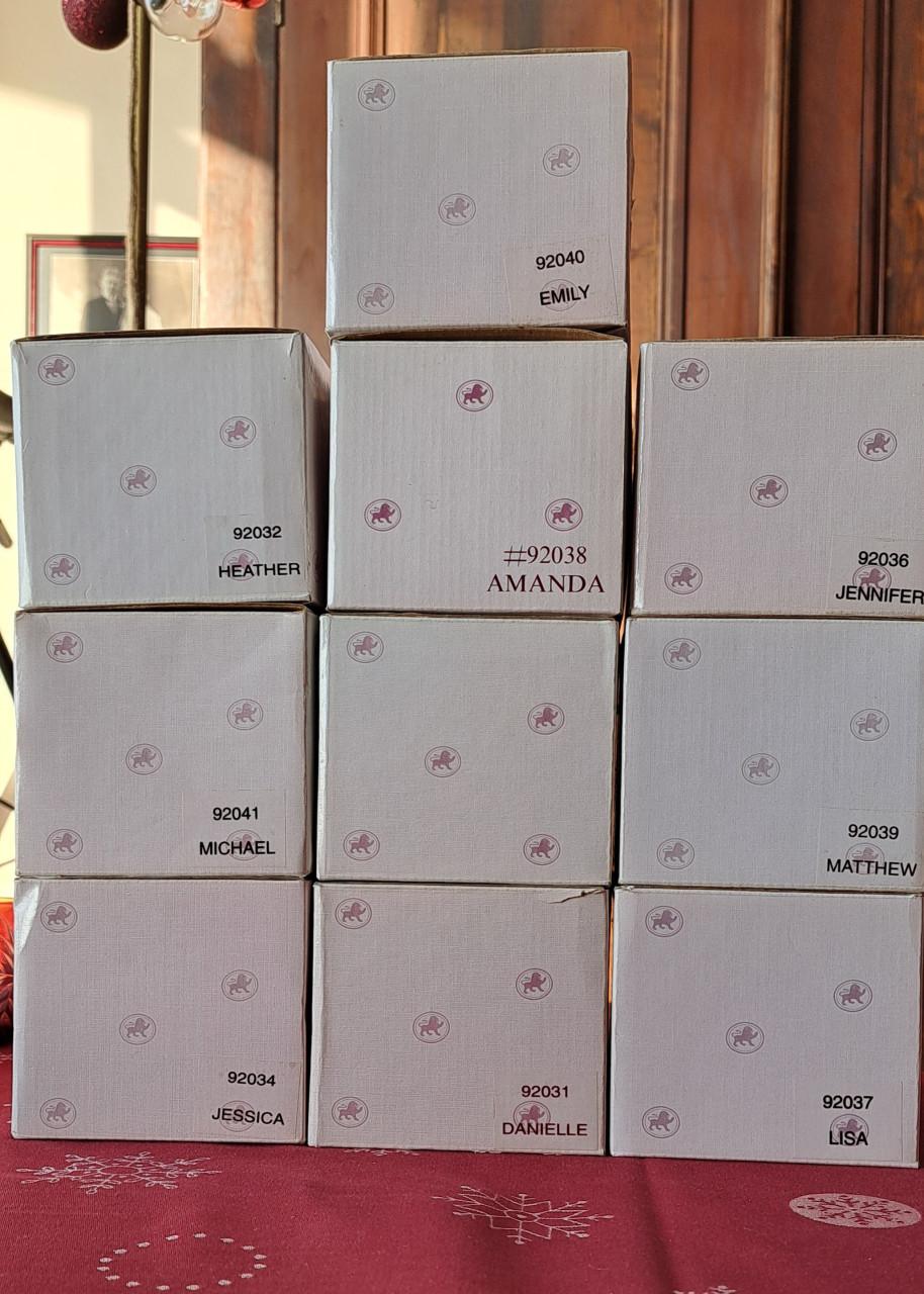 11 x Ashton-Drake Mini Dols