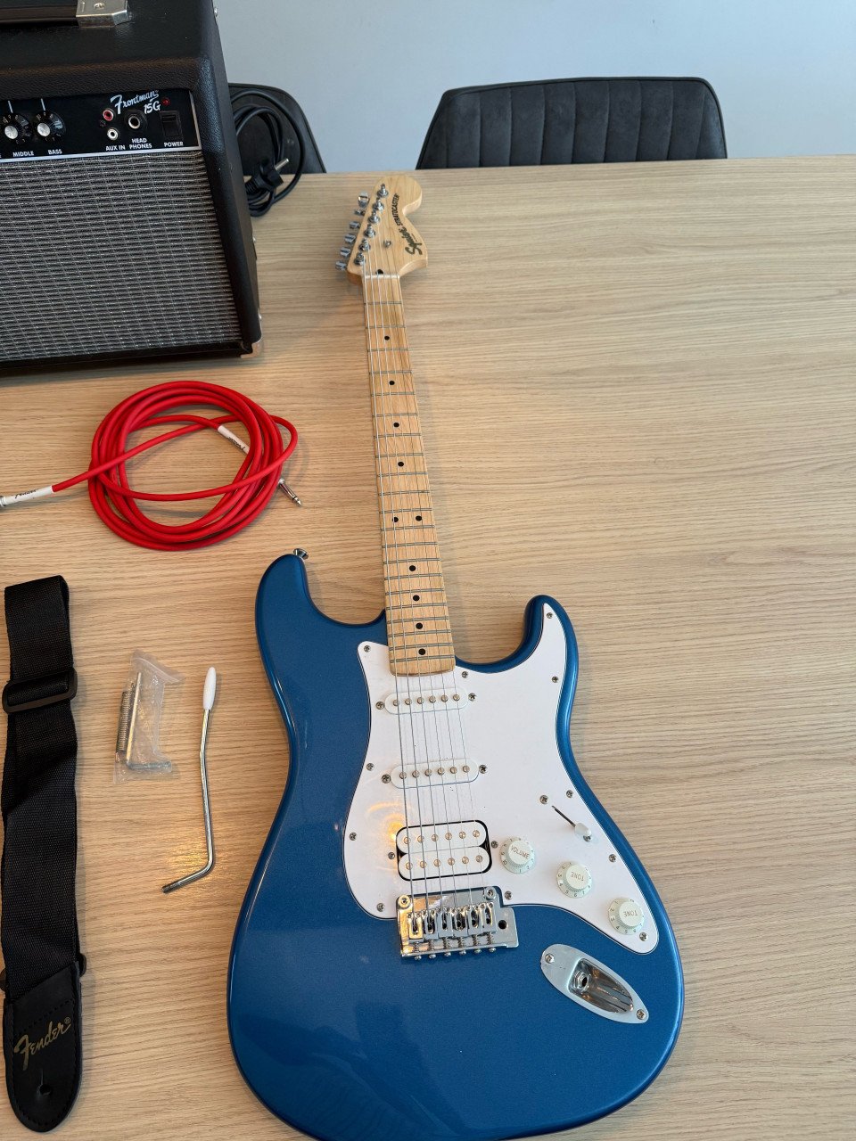 Fender squier Stratocaster complete set.