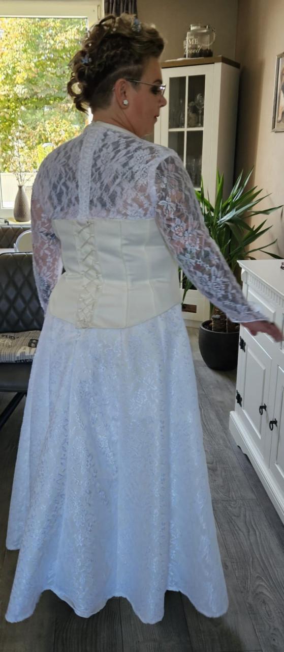 Trouwjurk losse rok en top