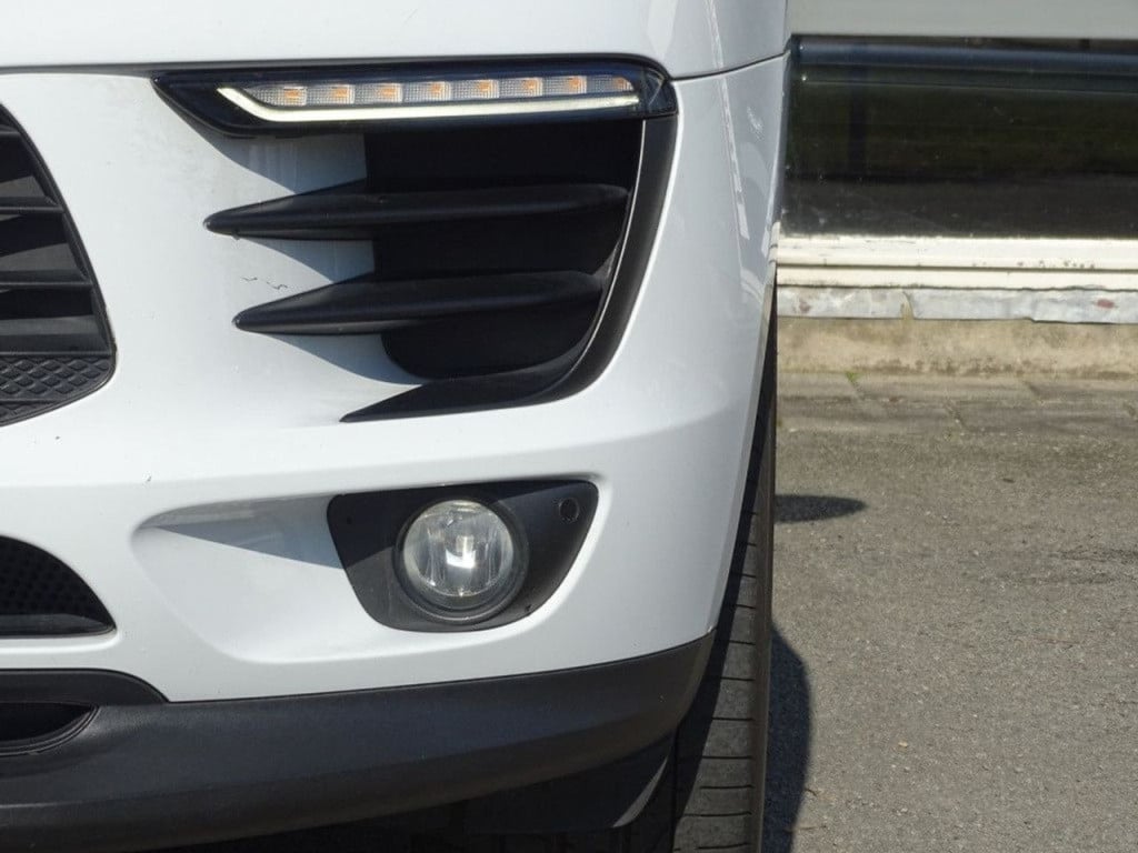 Porsche Macan 2.0 sport design | 21" | pano | pasm | dealer ond.