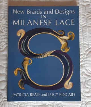 Kantklossen: Milanese kant: New braids and designs Milanese lace