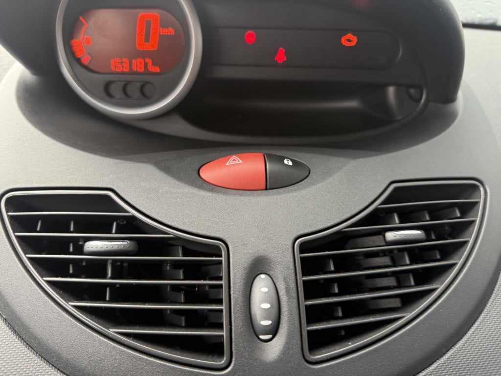 Renault Twingo 1.2 16v airco parisienne 3-drs