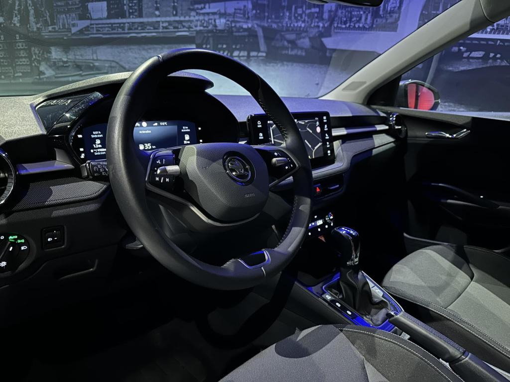 Skoda Fabia 1.0 tsi business edition *navi*appconnect*camera*clima