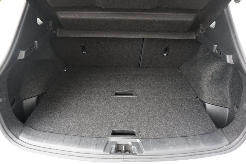 Nissan Qashqai 1.2 acenta climate / navi / cruise / stoelv. / camera / park