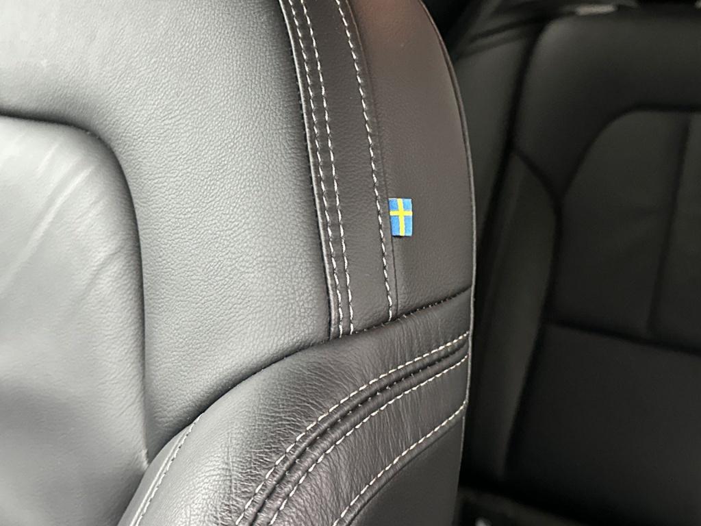 Volvo XC40 t4 211pk recharge plus dark| leder| adap.cruise| elek.stoelen| c