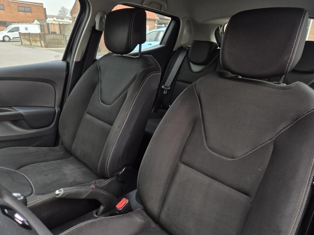 Renault Clio 0.9 tce expression / origineel nl / airco / cruisecontrol