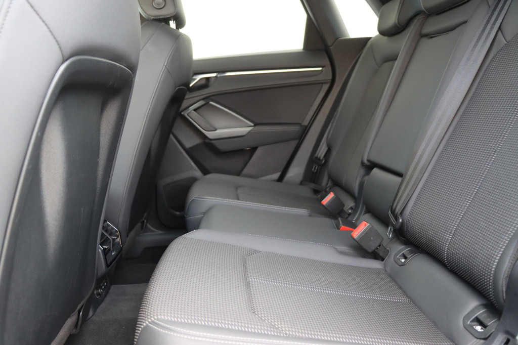 Audi Q3 35 tfsi pro line s 150pk s-tronic