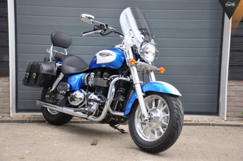 Triumph Bonneville America