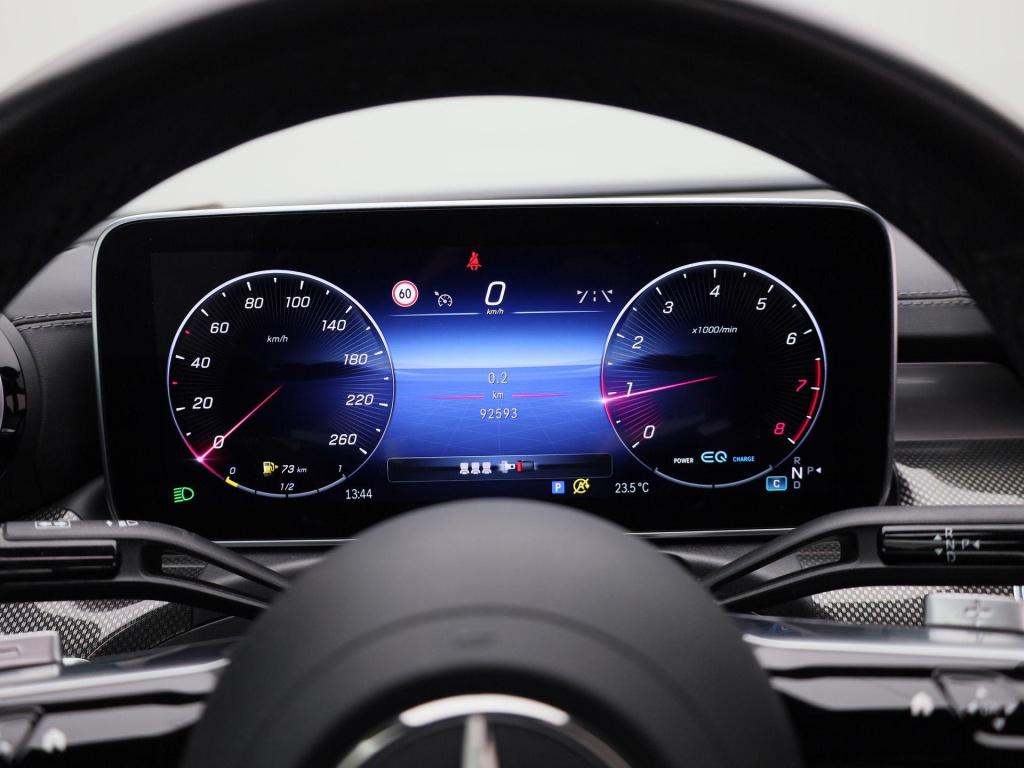 Mercedes-Benz C-Klasse 180 amg line | automaat | panoramadak | trekhaak | v