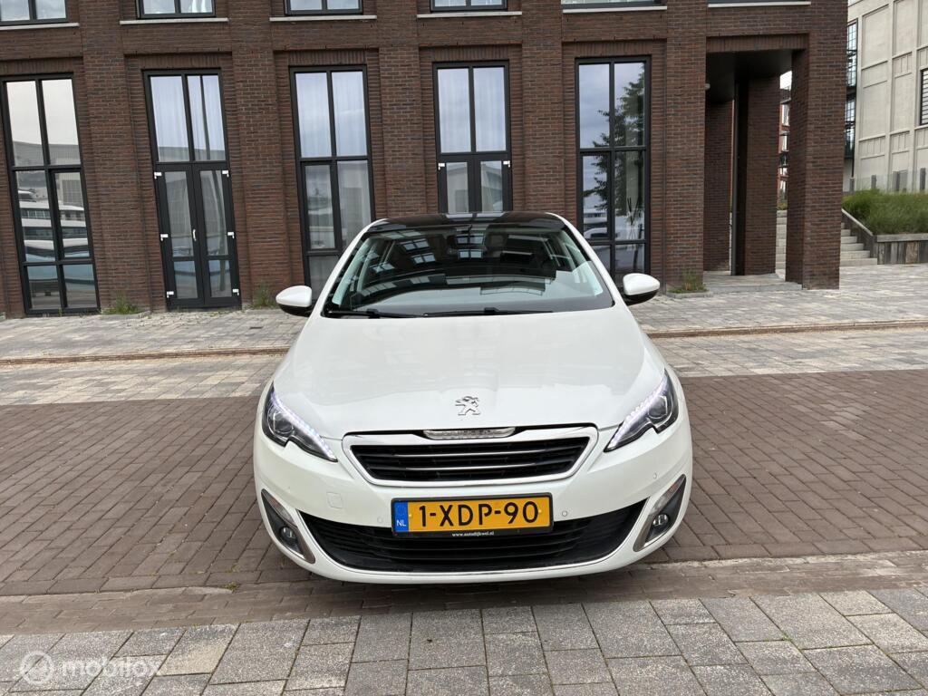 Peugeot 308 1.6 THP Allure Pano Led km115.218 Nap 5Deurs BJ2014
