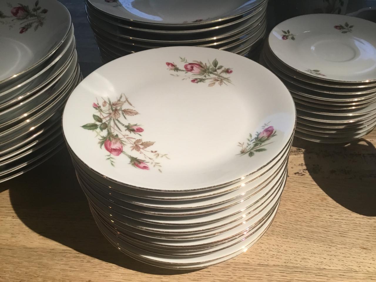 Rozenservies 12 delig