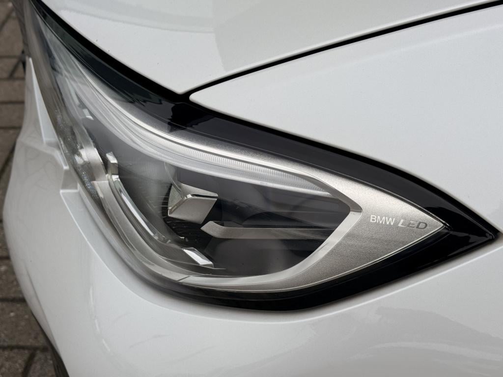 BMW 3-serie 320i m-sport | schuif/kantel | harman / kardon | leder | head-u