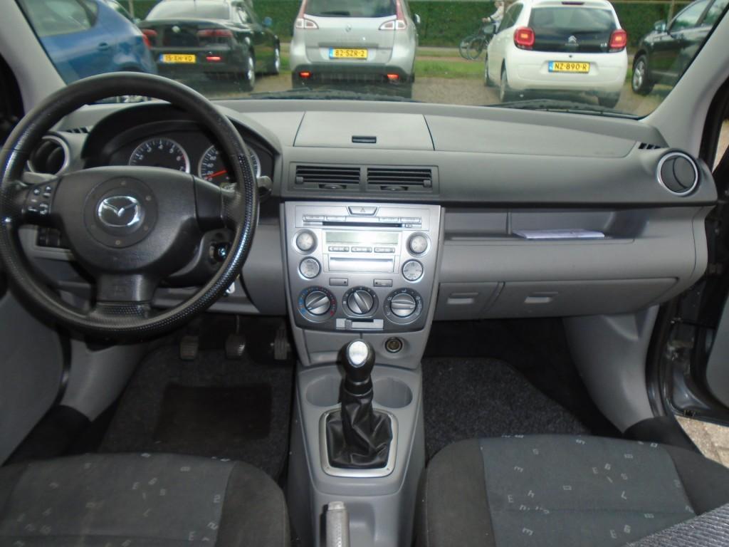 Mazda 2 1.2 exclusive