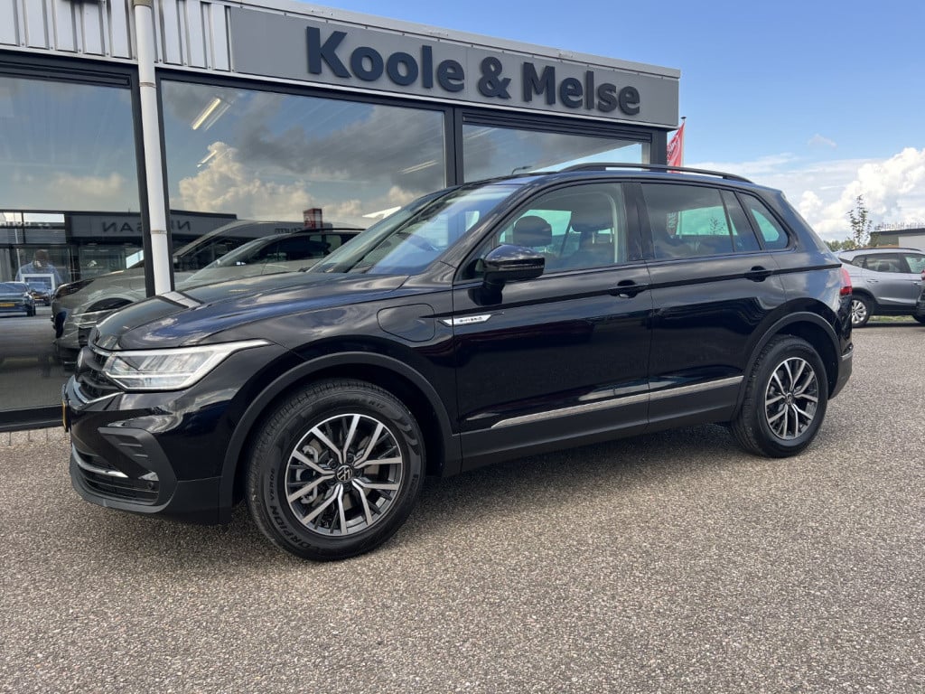 Volkswagen Tiguan 1.4 tsi ehybrid life edition 245pk | achteruitrijcamera |