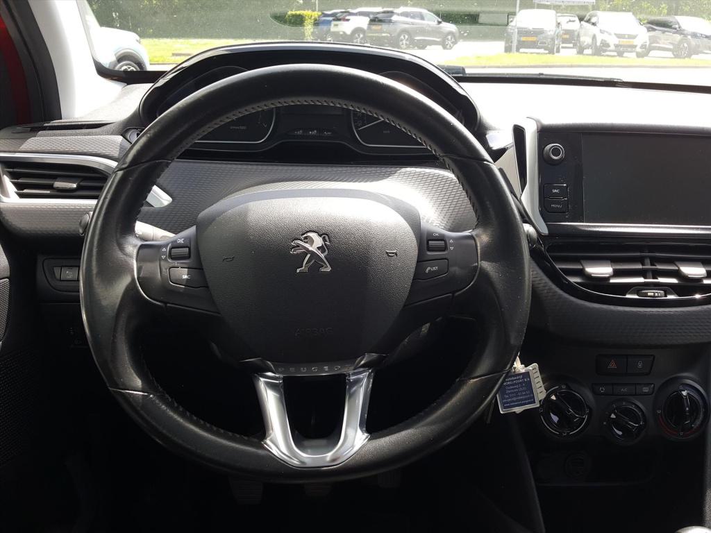 Peugeot 2008 blue lion 1.2 puretech-110pk navigatie | cruise control | airc