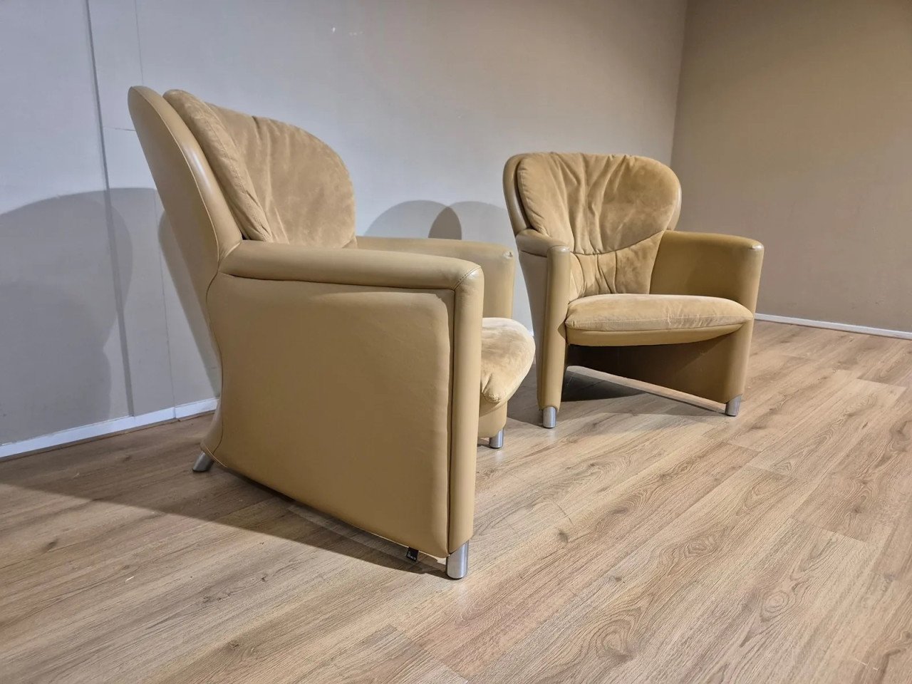 2x Leolux Excalibur Fauteuils - Leer - Alcantara - Design