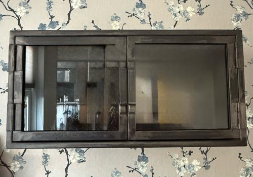 Wandmeubel Carpino metaal glas (Pronto)