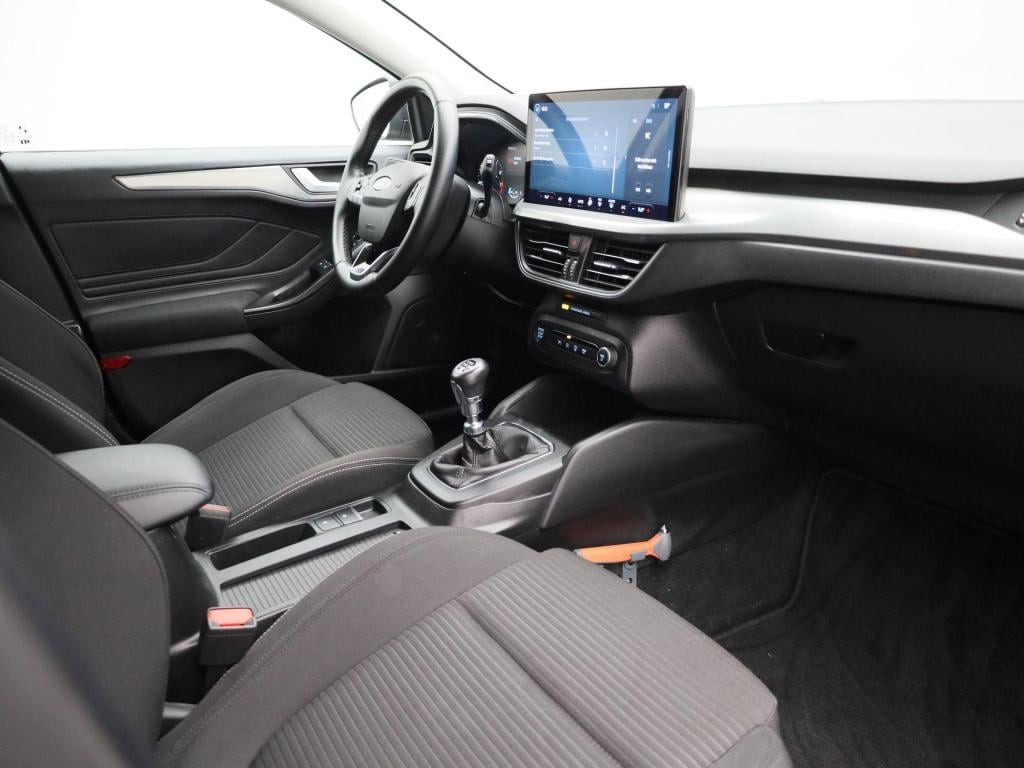 Ford Focus wagon 1.0 ecoboost hybrid titanium | climate control | cruise co