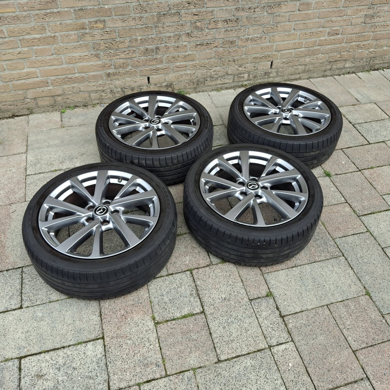 Originele 18" zomerset Mazda
