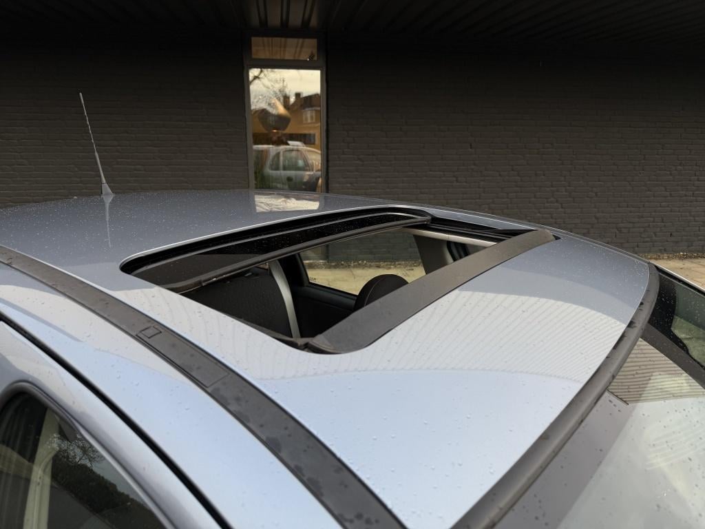 Opel Corsa 1.4-16v njoy automaat!