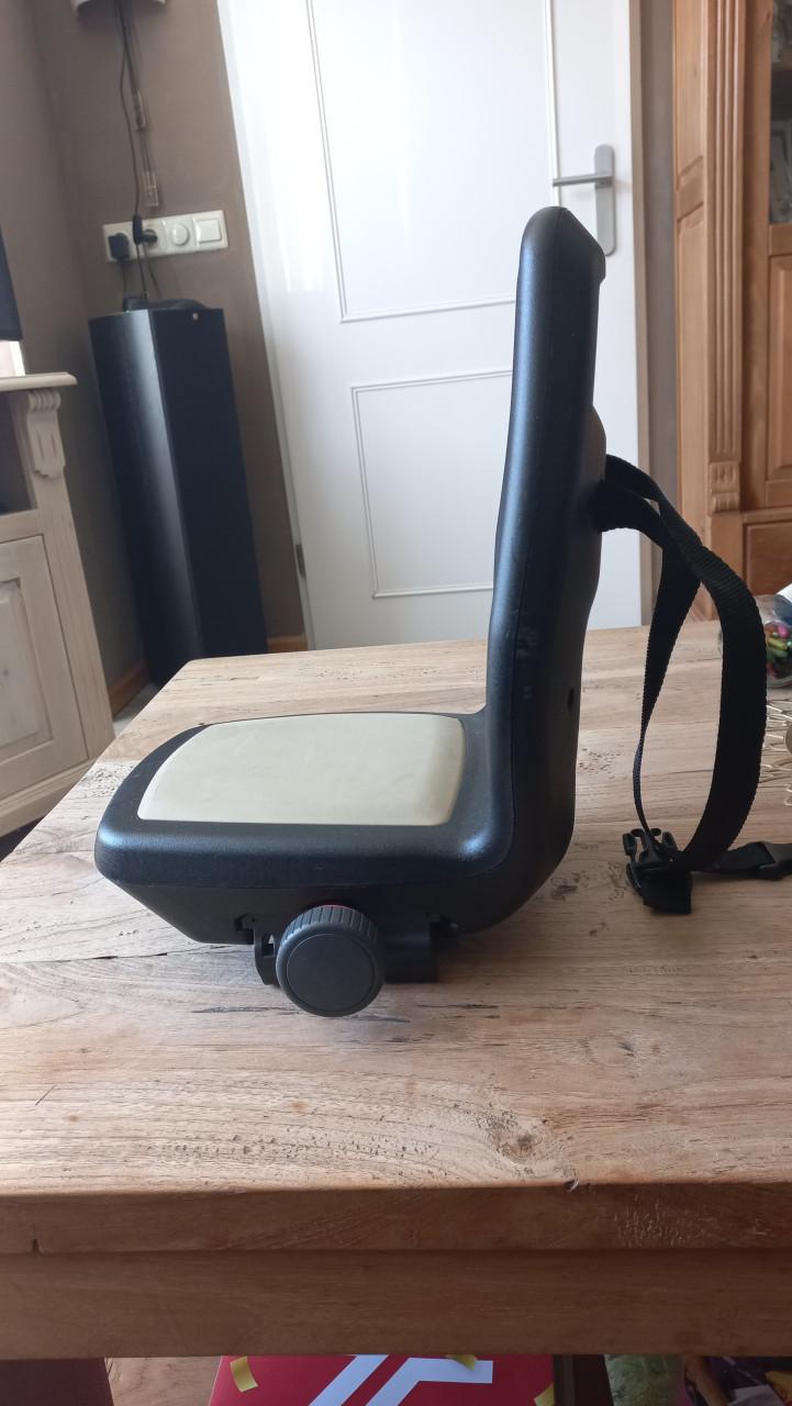 Kinderzitje achter