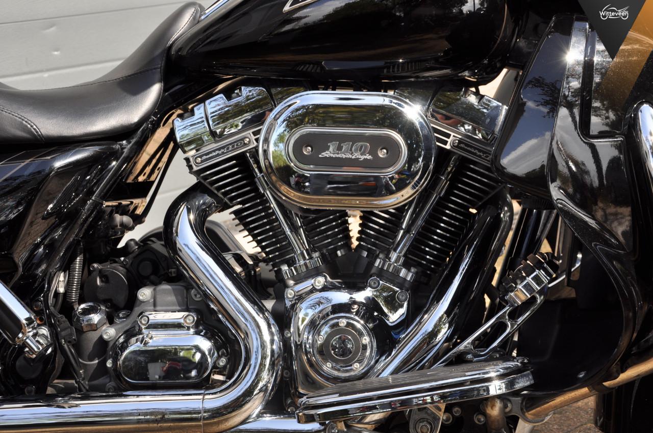 Harley Davidson FLHXSE Street Glide CVO 110 pracht exemplaar!