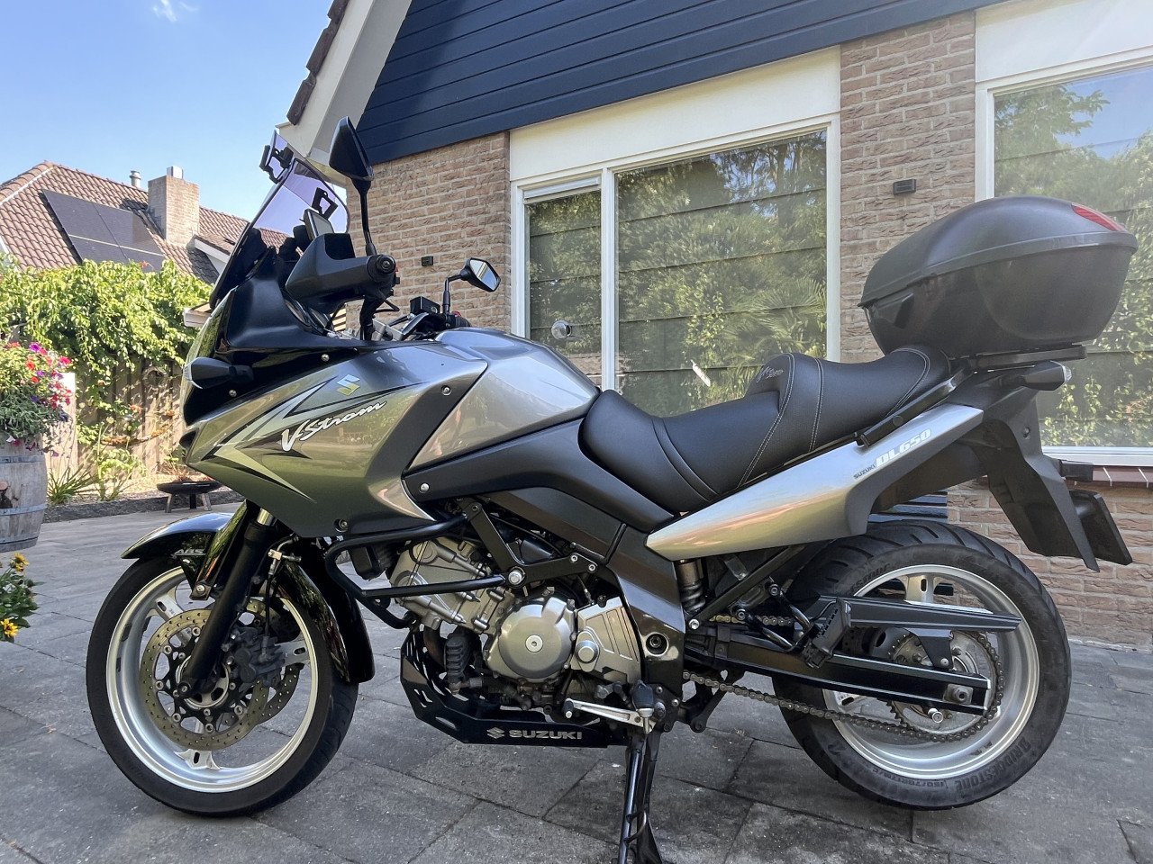 Suzuki V-Strom 650 2012  49000 km