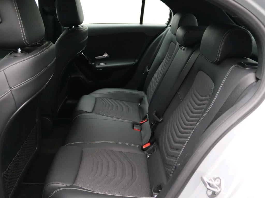 Mercedes-Benz A-Klasse 160 style | handgeschakeld | led verlichting | achte