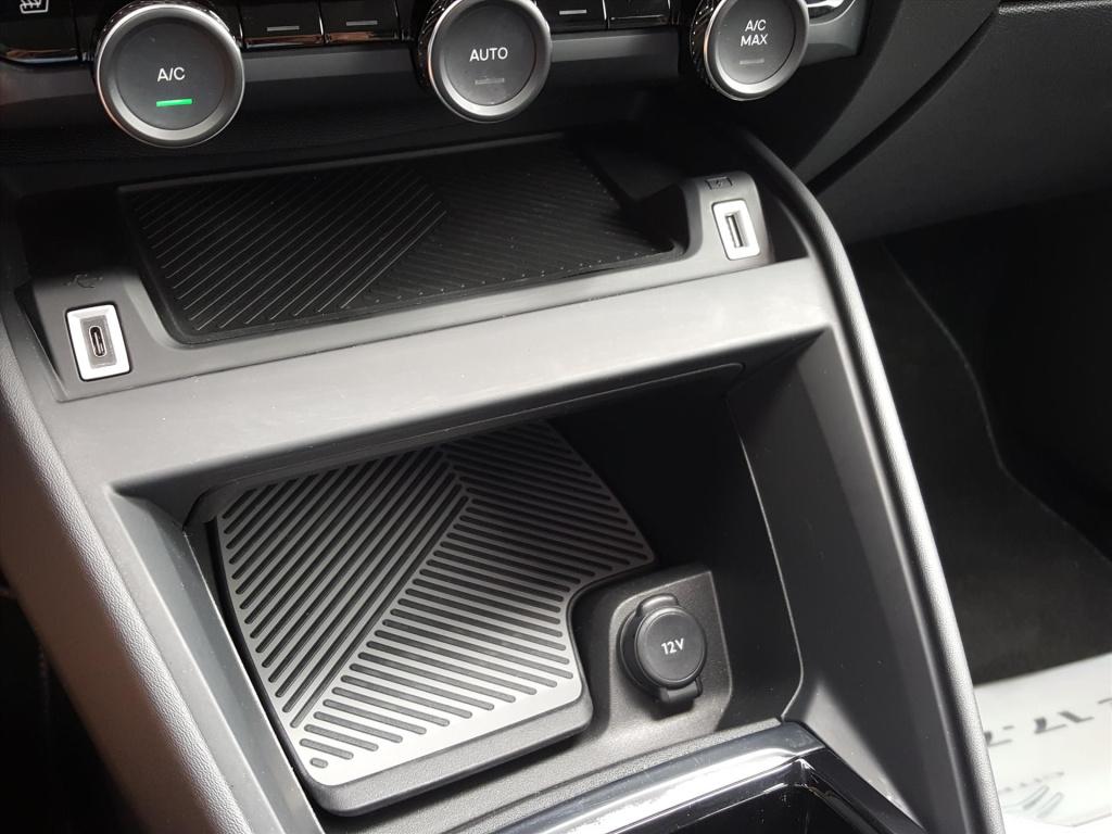 Citroen Ë-c4 ev 50kwh 136pk feel pack apple carplay & android auto | navi |