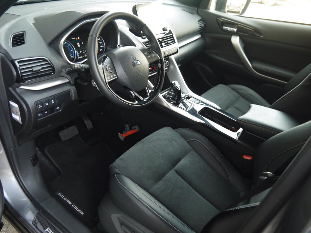 Mitsubishi Eclipse Cross 2.4 phev business intense+|rijklaar