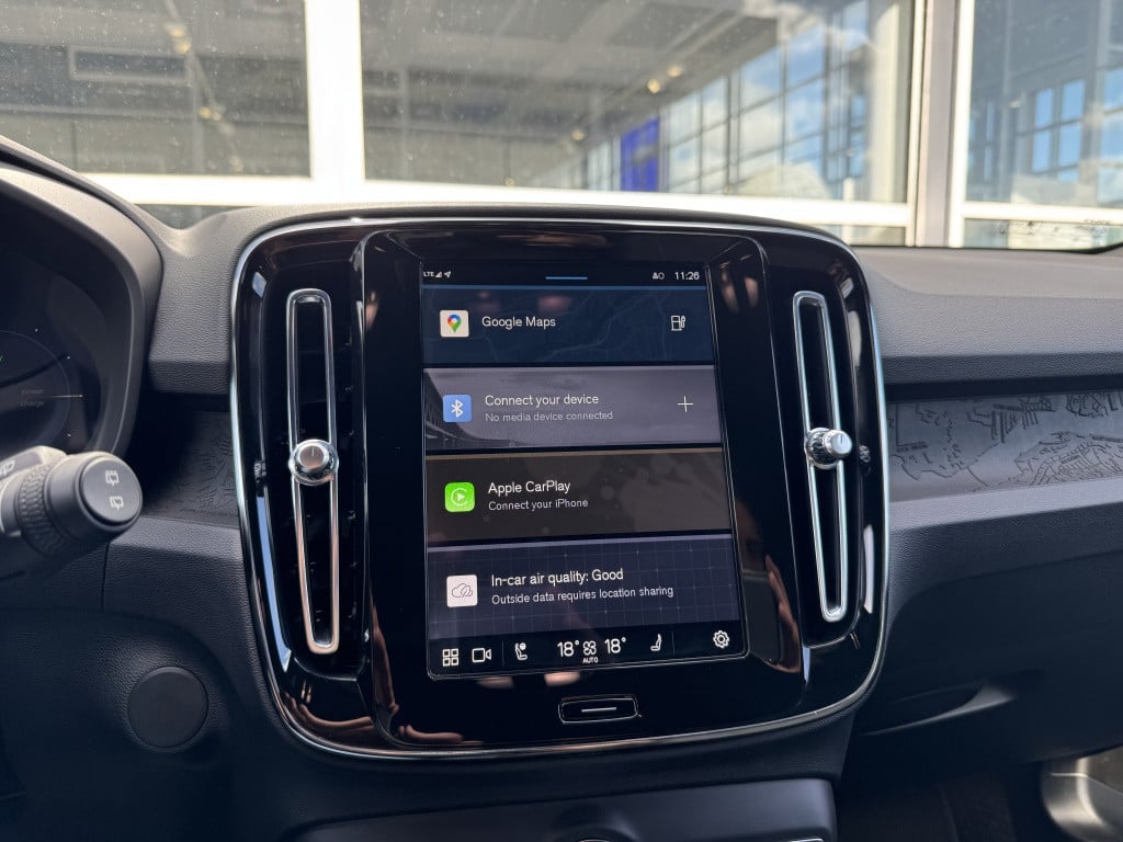 Volvo XC40 extended plus 82 kwh/252pk| adap.cruise| trekhaak| camera