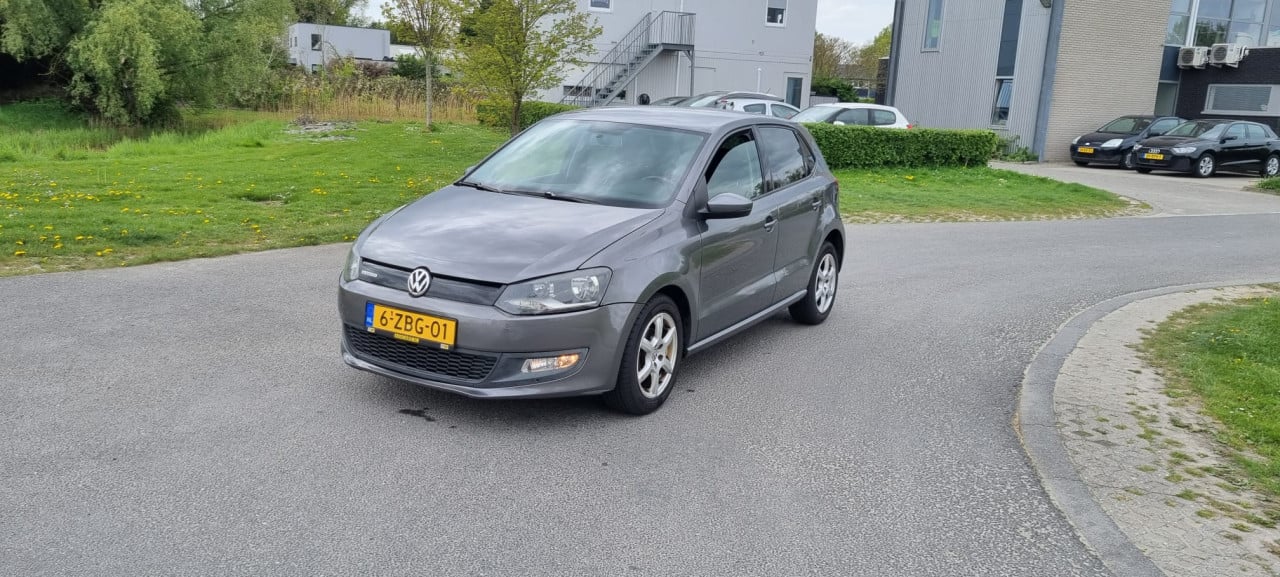 Volkswagen polo 1.2 tsi 2012