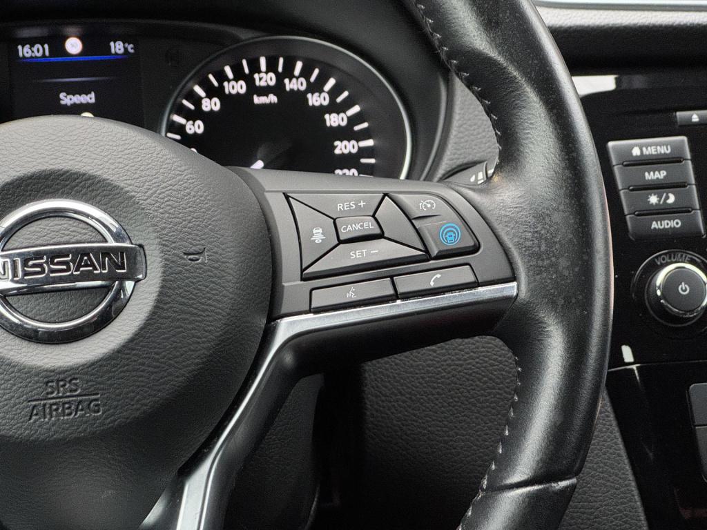 Nissan Qashqai 1.3 dig-t tekna automaat incl. trekhaak!