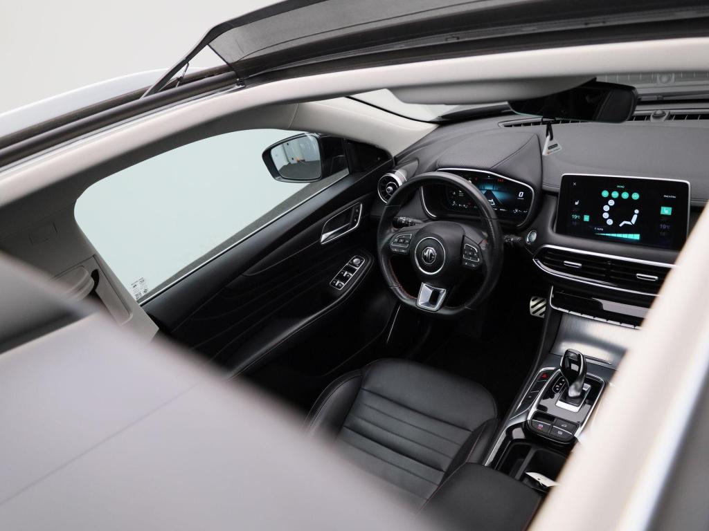 MG Ehs 1.5 tgdi luxury