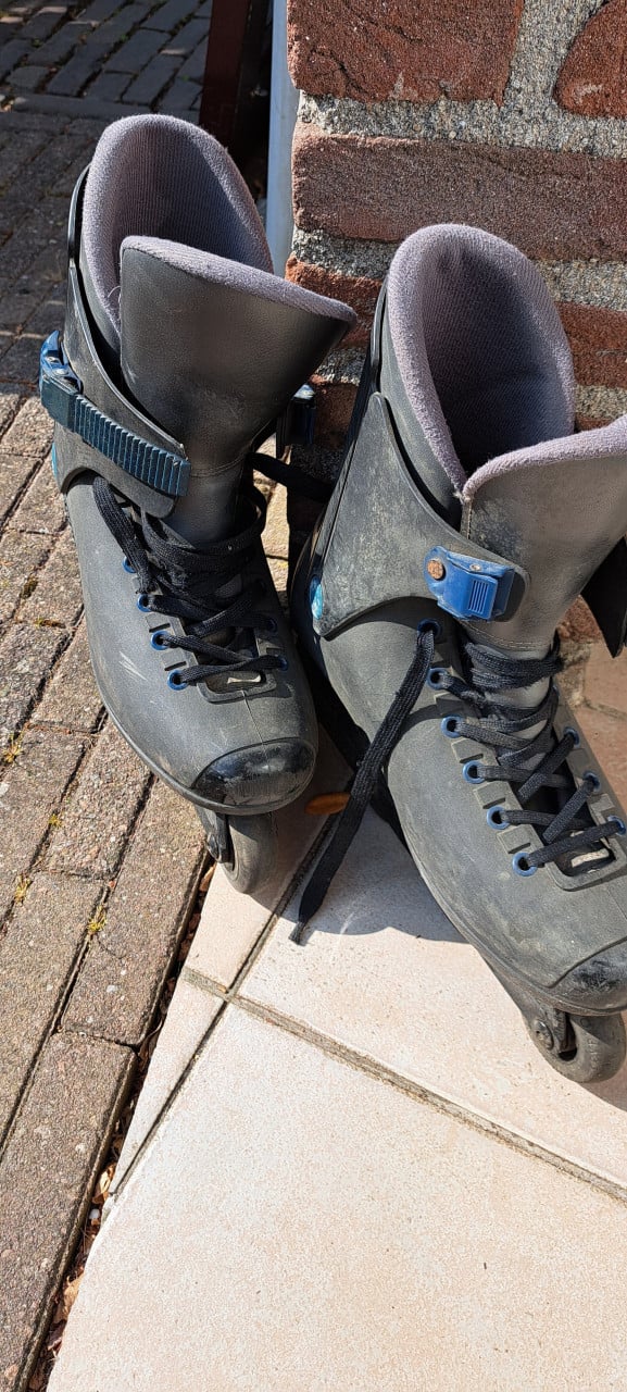 In Line skate skeeler maat 10-44 Rollerblade
