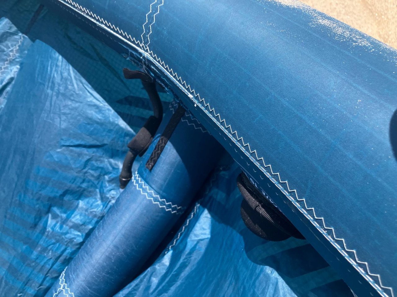 Gaastra Pure kite 9 m2 (2 jaar oud) en X6 bar (1 jaar oud)