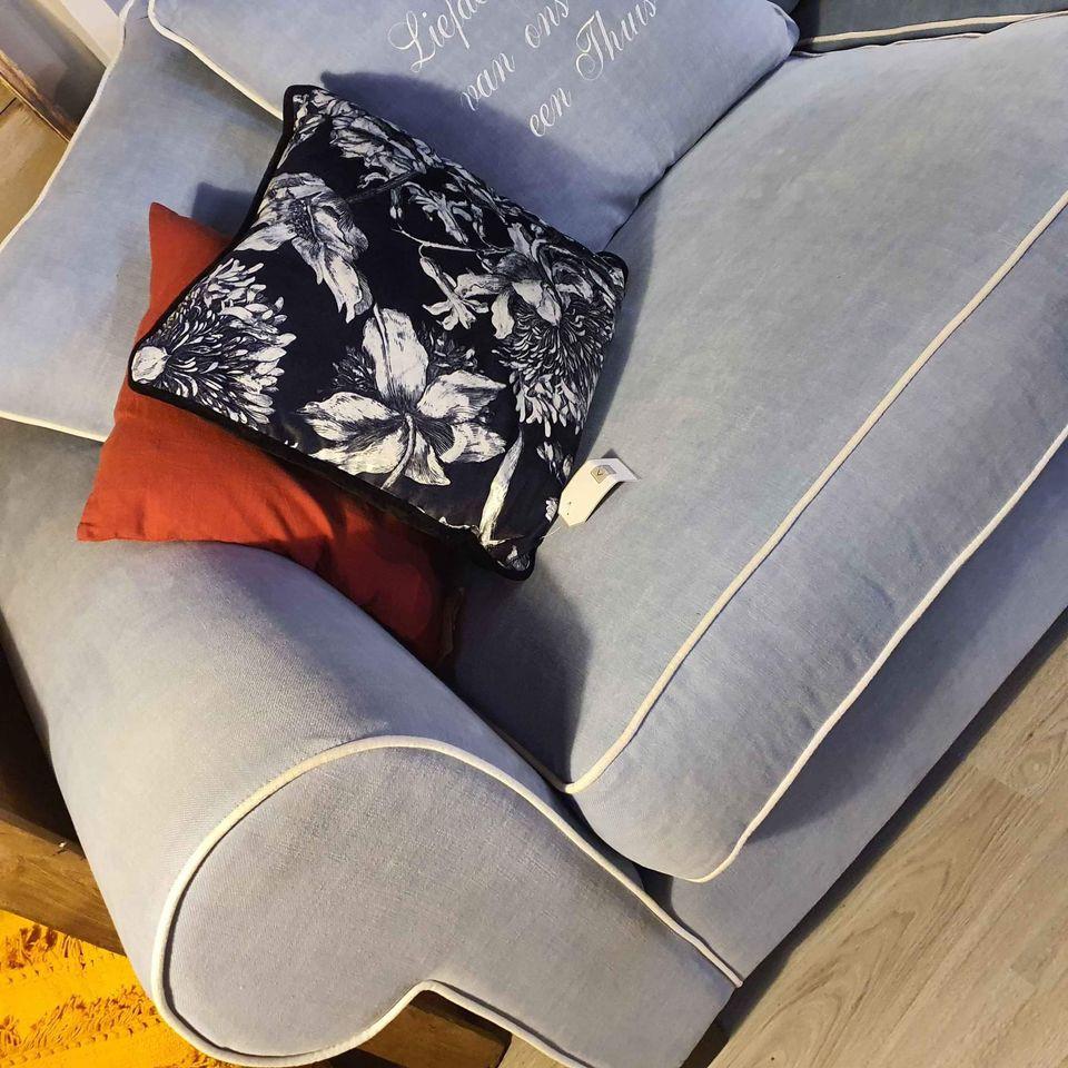 OOK VOOR DECORATIE KIJKT U BIJ 3Z FACTORY IN ARNEMUIDEN MAAR OOK LAMPEN,