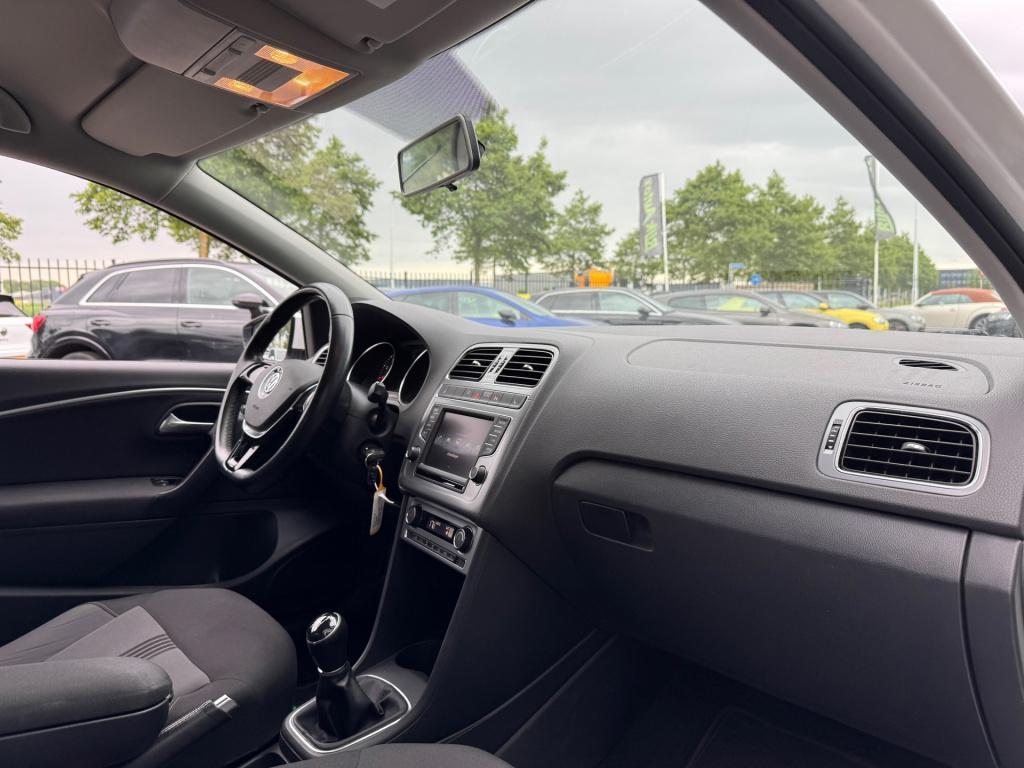 Volkswagen Polo 1.0 allstar * pdc 2x * clima