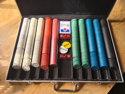 Poker koffer poker set zeer goede staat