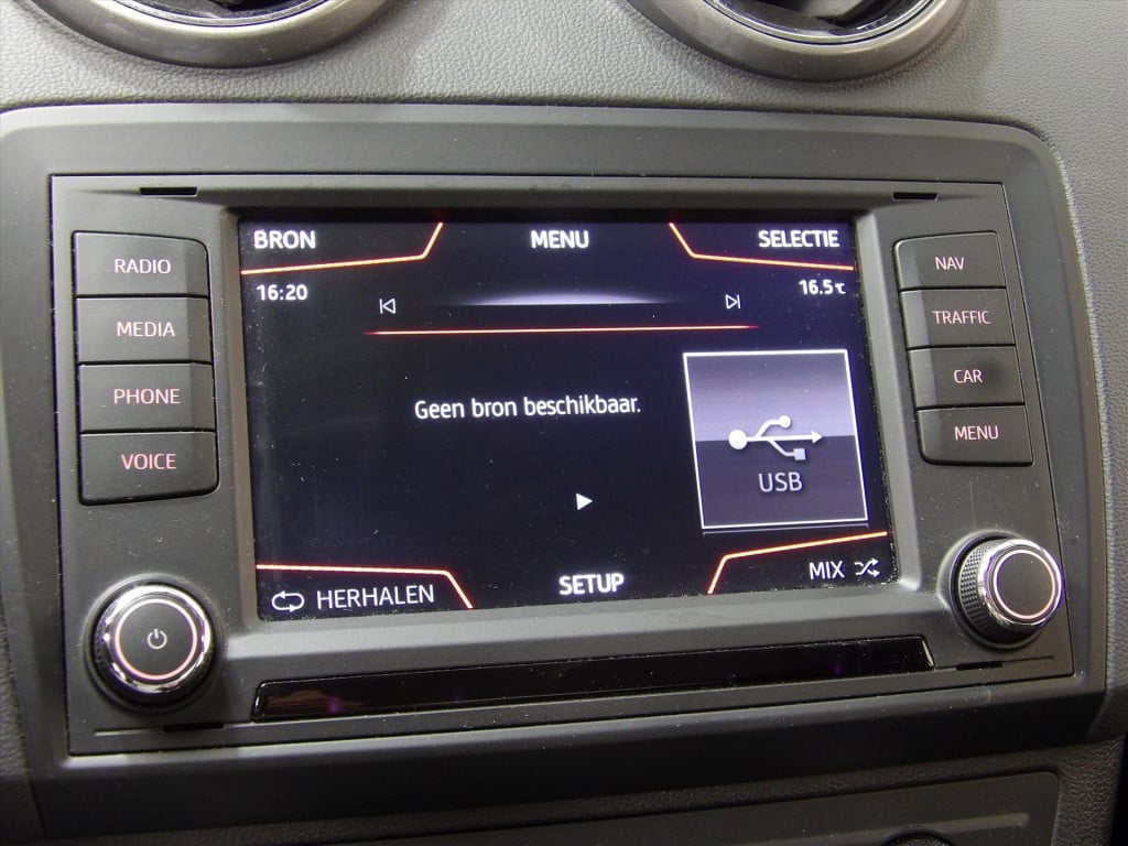 Seat Ibiza 1.0 ecotsi 95pk fr connect