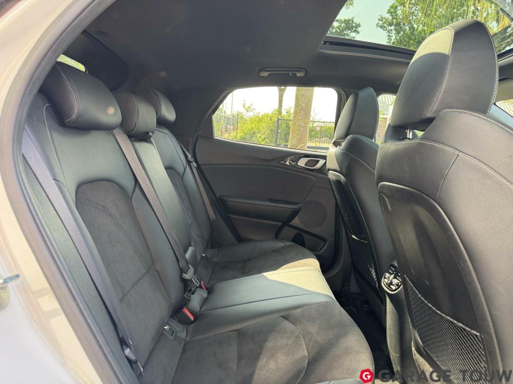 Kia Xceed 1.5 t-gdi mhev black edition orig. nl