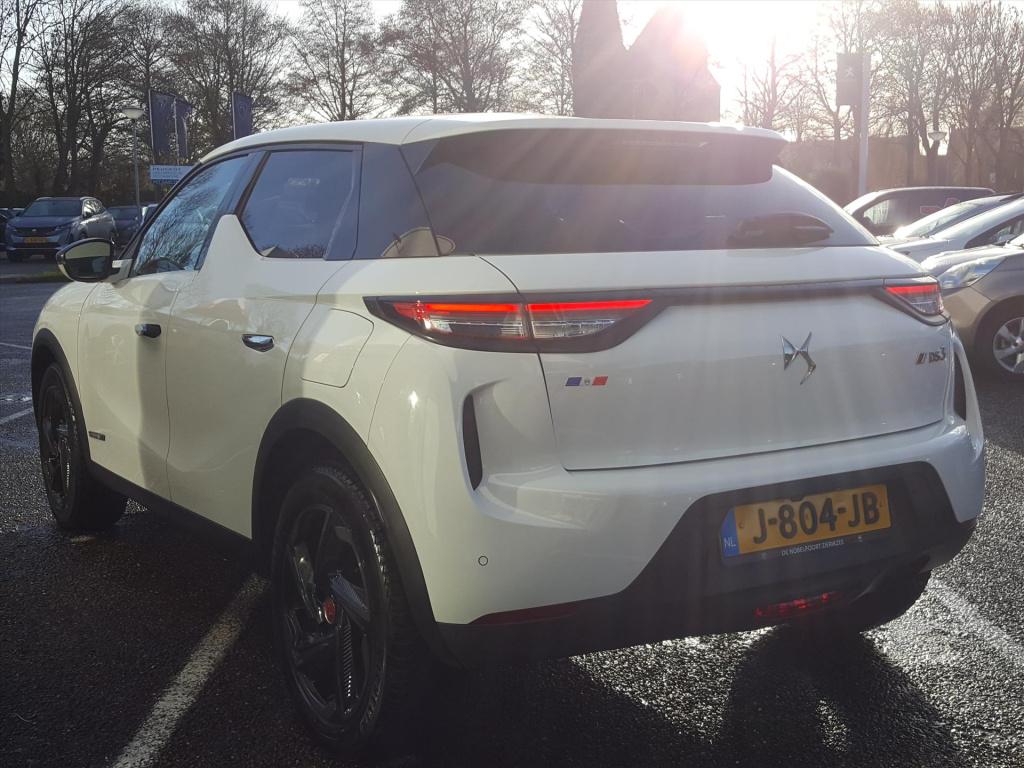 Ds Ds 3 crossback 1.2 puretech 100pk business | navi | bt | applecarplay & 