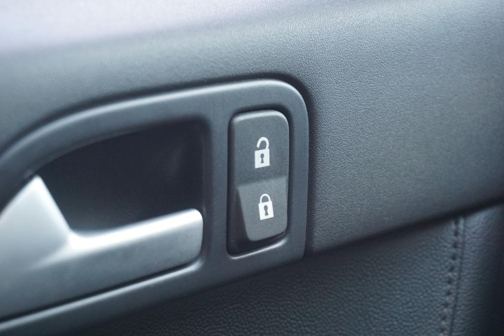 Volvo V50 2.0 edition ii airco / cruise / parkeers. / elektr. ramen /trekha