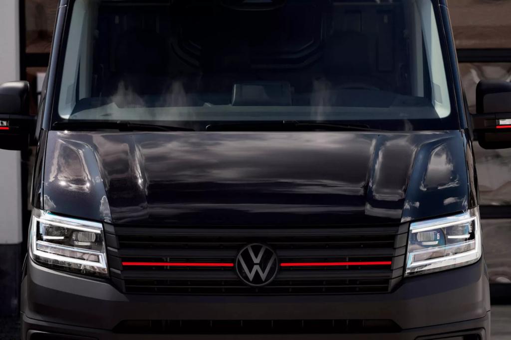 Volkswagen Crafter 2.0 tdi 177pk dsg l3h3 shadow x limited edition nr13/50 