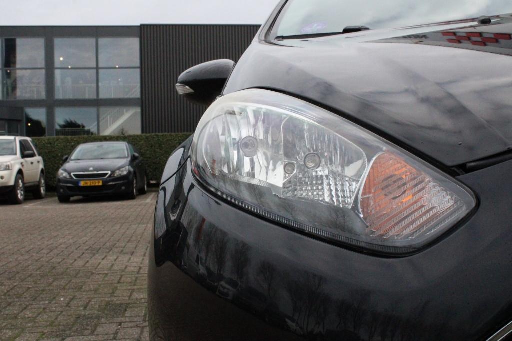 Ford Fiesta 1.0 style