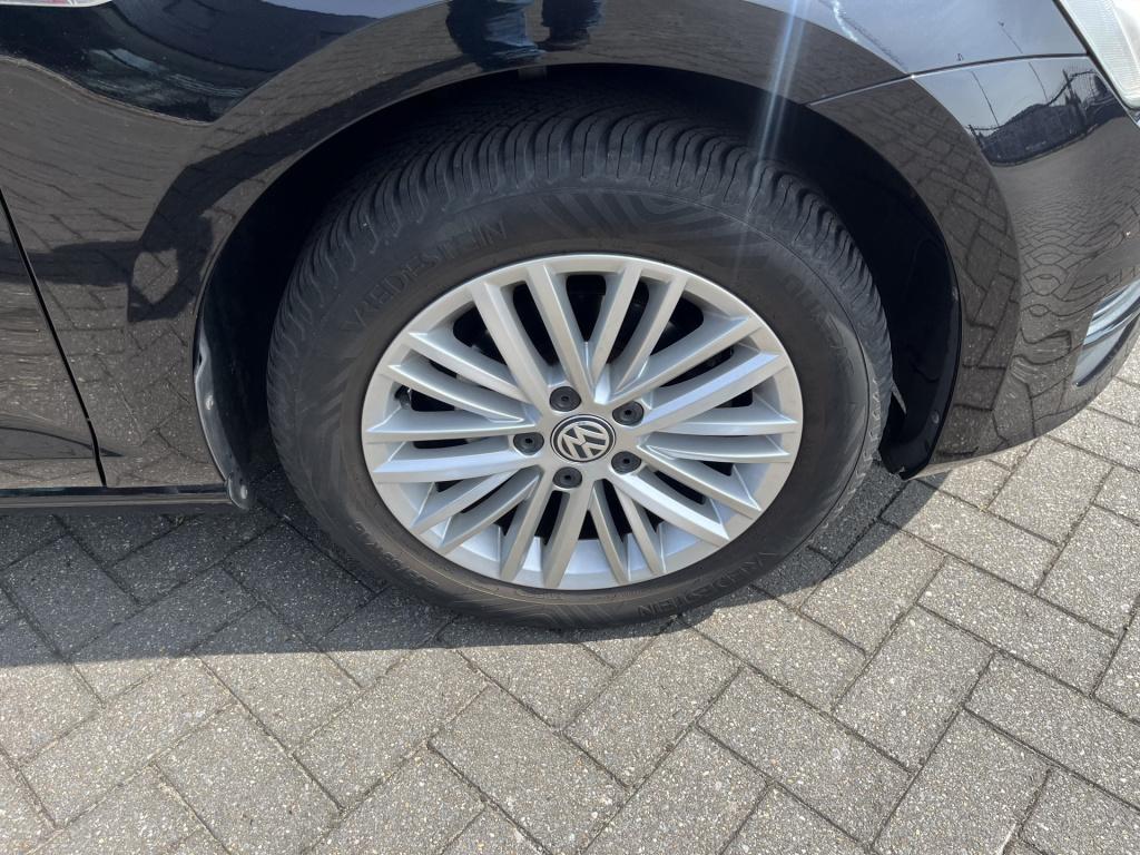 Volkswagen Golf 1.2 tsi cup edition 85 dkm navi